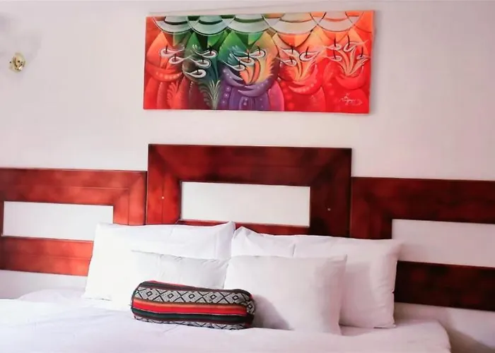 Hotel Humantay 3*